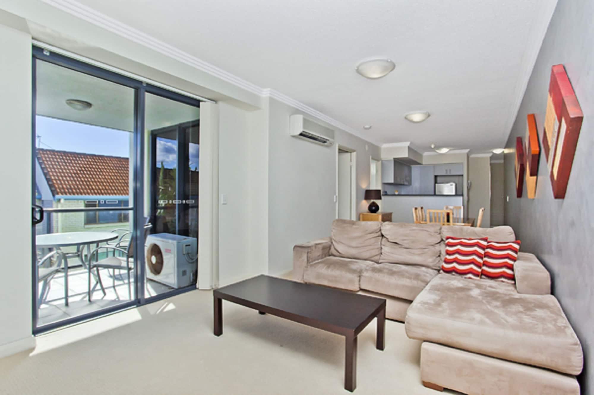 Aqualine Apartments On The Broadwater Gold Coast Buitenkant foto
