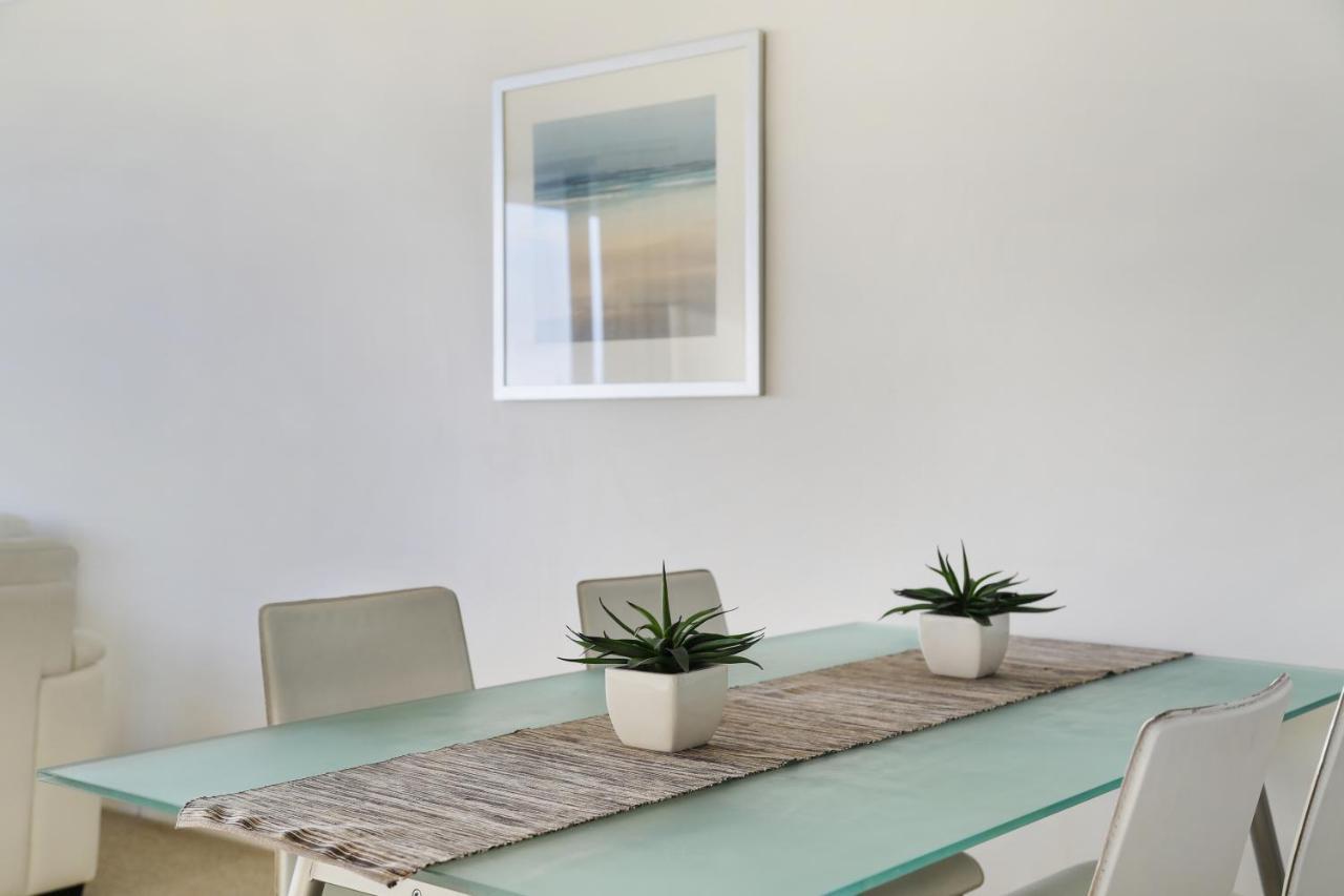 Aqualine Apartments On The Broadwater Gold Coast Buitenkant foto