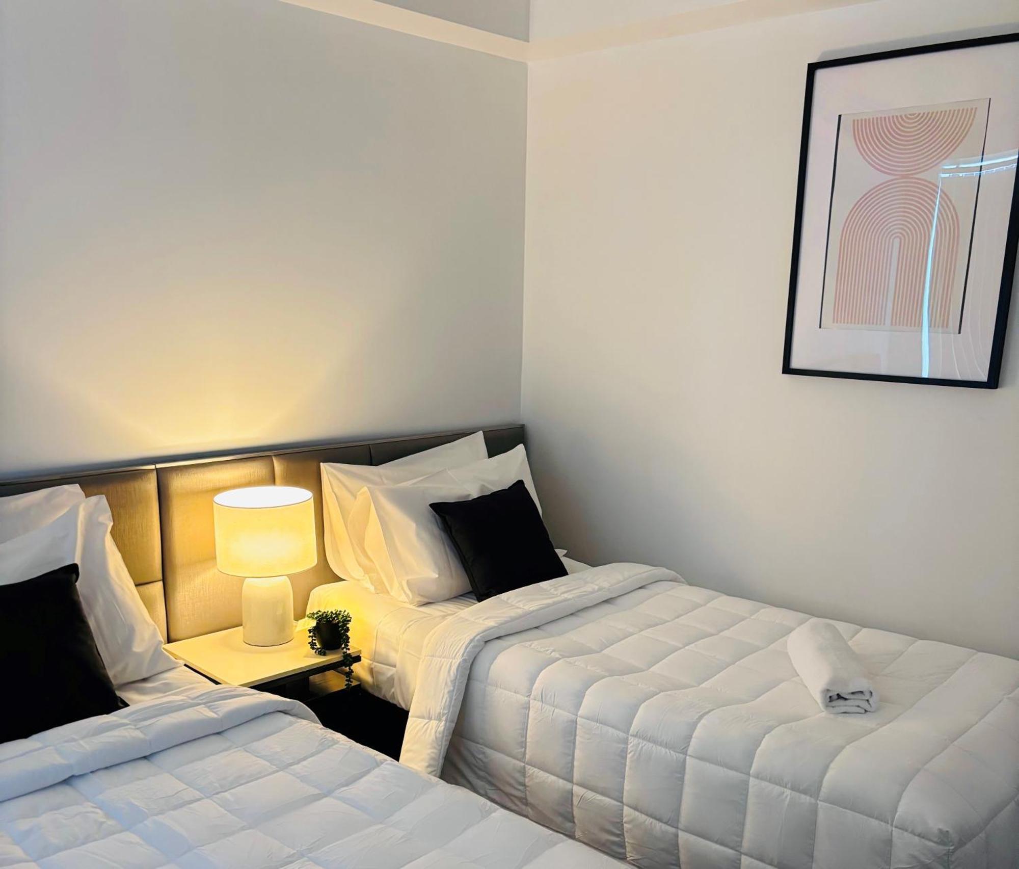 Aqualine Apartments On The Broadwater Gold Coast Buitenkant foto