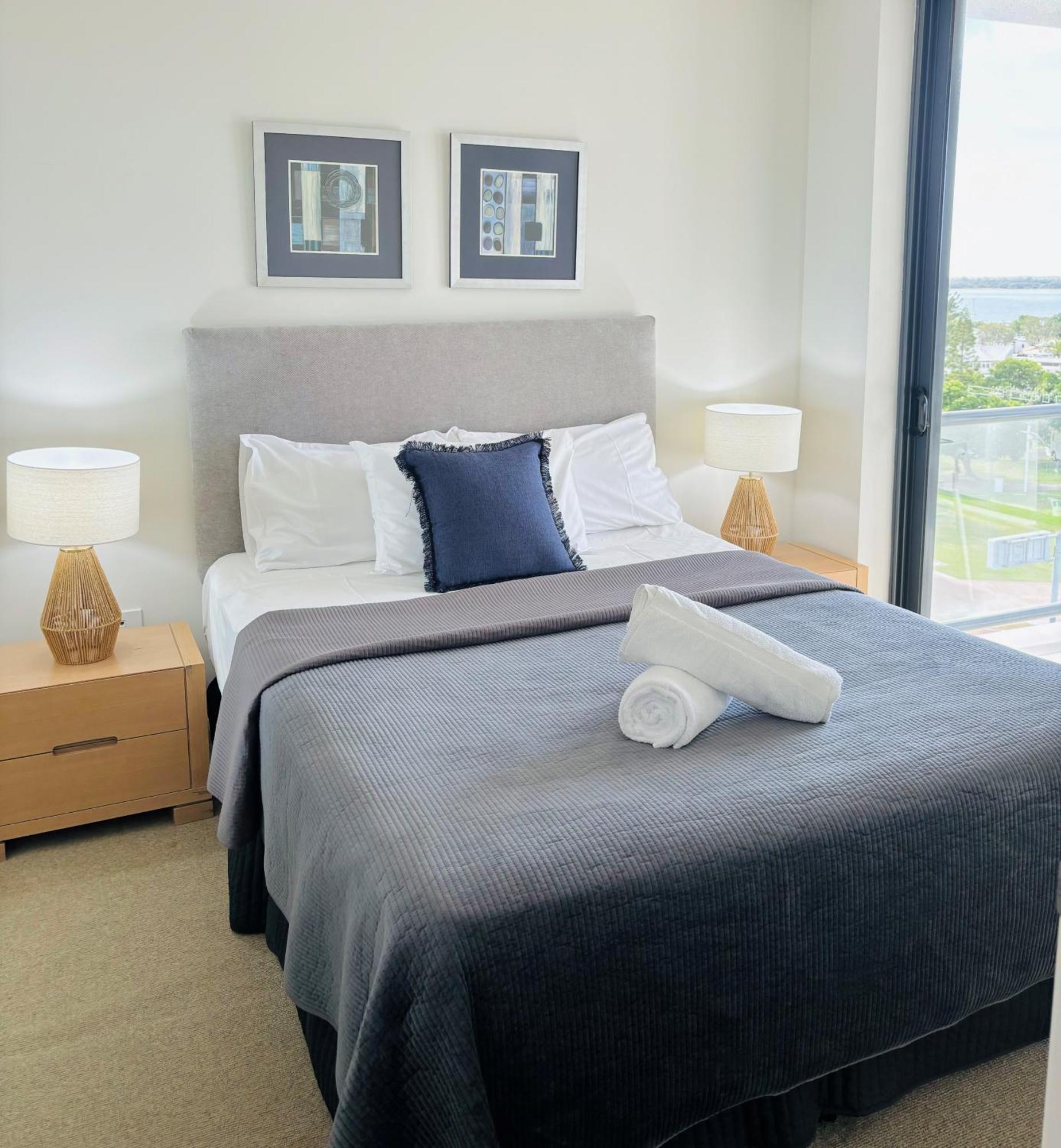 Aqualine Apartments On The Broadwater Gold Coast Buitenkant foto