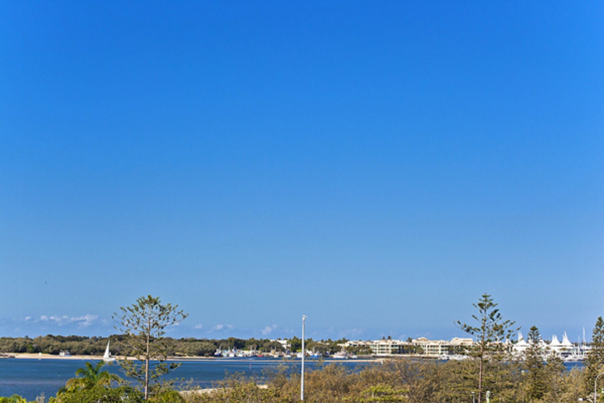 Aqualine Apartments On The Broadwater Gold Coast Buitenkant foto