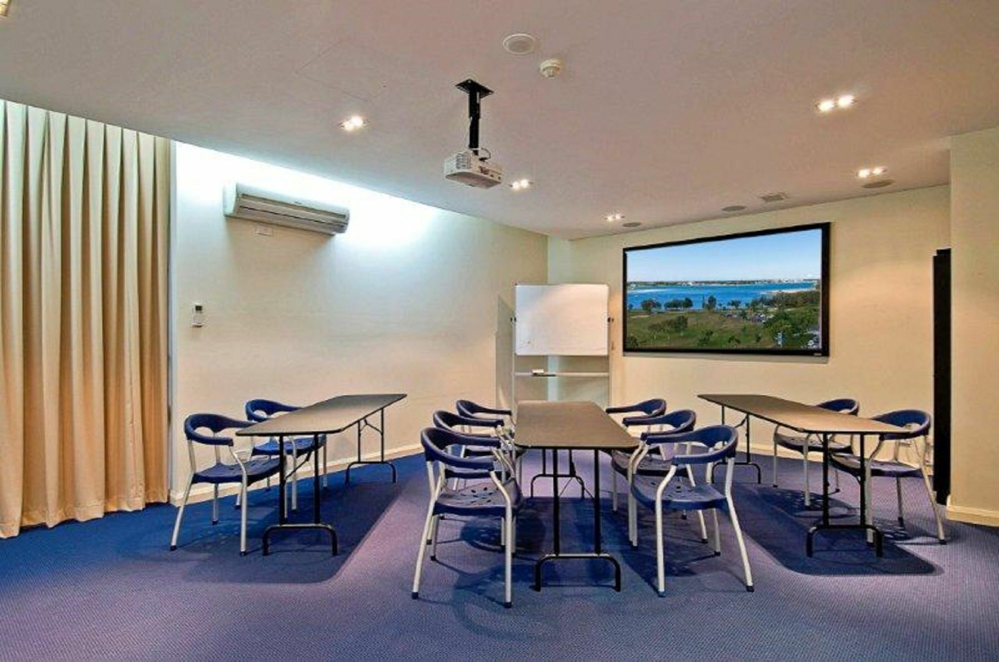 Aqualine Apartments On The Broadwater Gold Coast Buitenkant foto