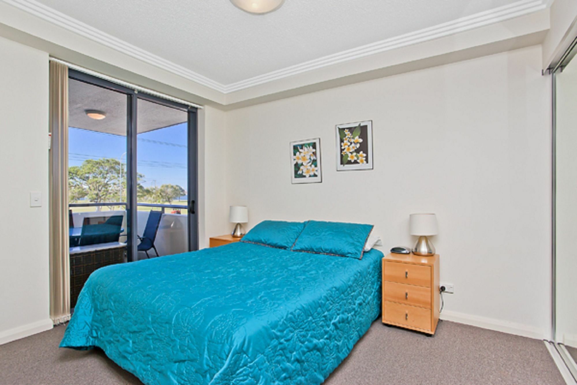 Aqualine Apartments On The Broadwater Gold Coast Buitenkant foto